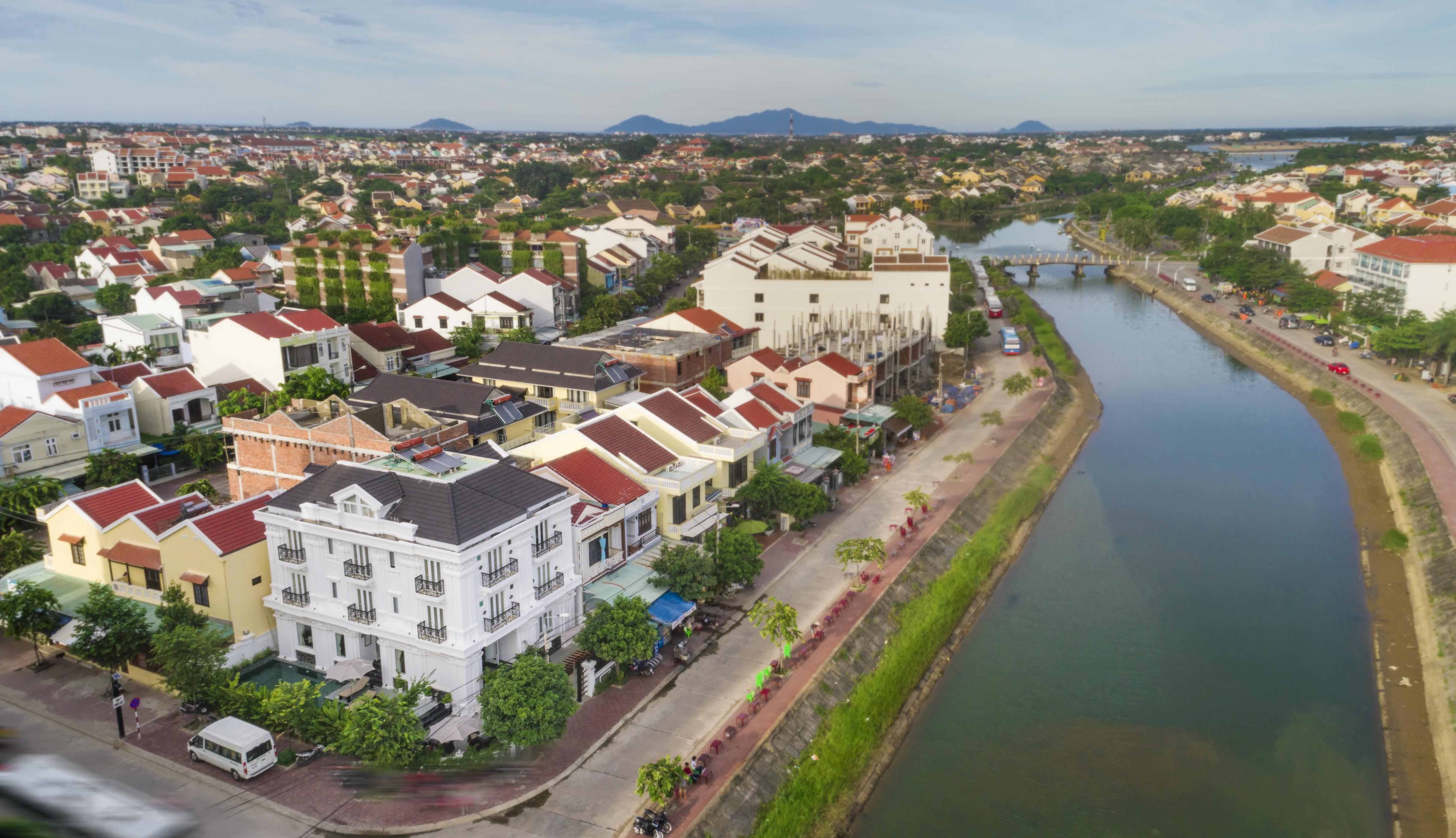 Canal House Отель