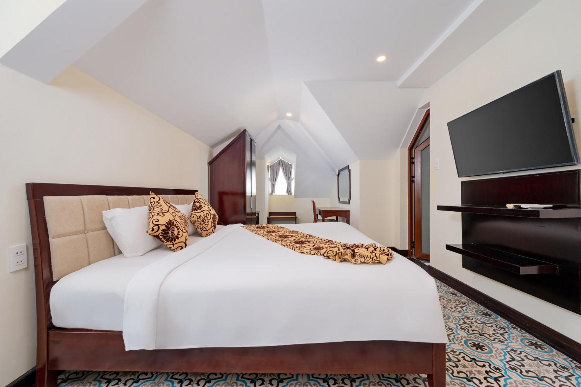 Canal House Отель Хойан