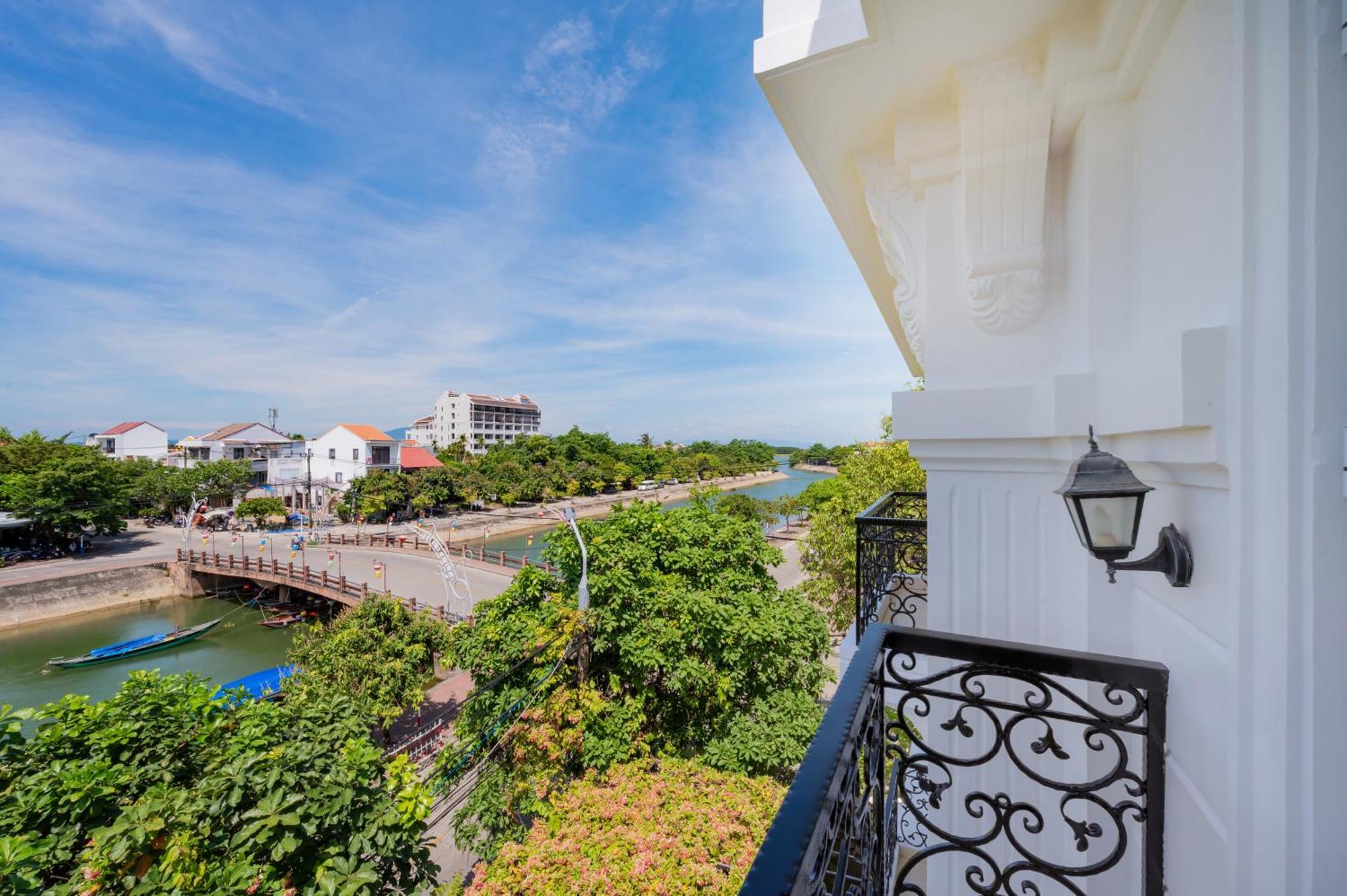 Canal House Riverside By Haviland 3*