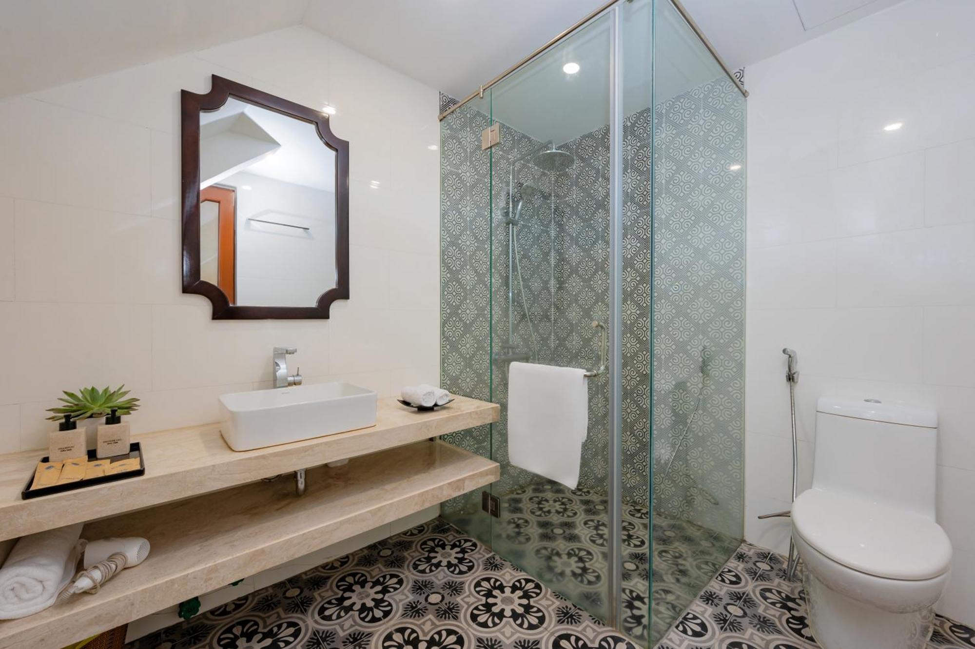 होटल Canal House Riverside By Haviland 3*